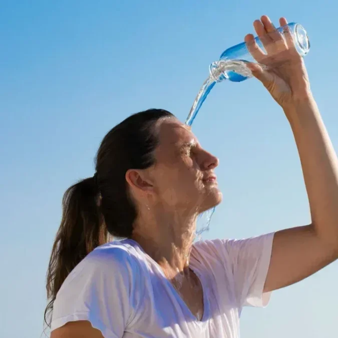 Especialistas reúnem dicas de cuidados com a saúde e receitas saudáveis para aproveitar melhor o verão