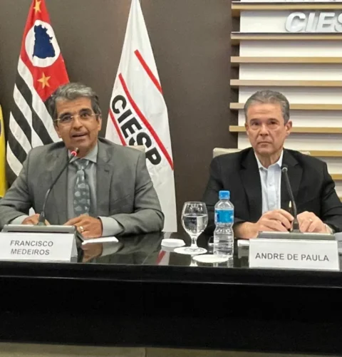 Peixe BR comemora inclusão do pescado na cesta básica Peixe BR comemora inclusão do pescado na cesta básica