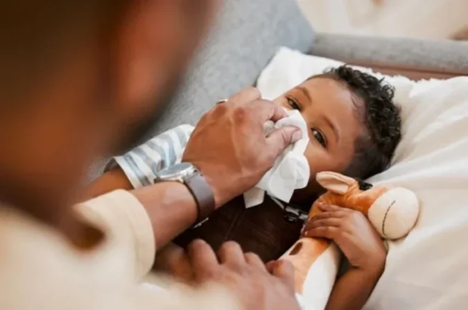 Outono aumenta a incidência de doenças respiratórias e VSR em crianças