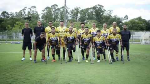 Acre Clube apresenta único time de futebol para amputados na capital paulista