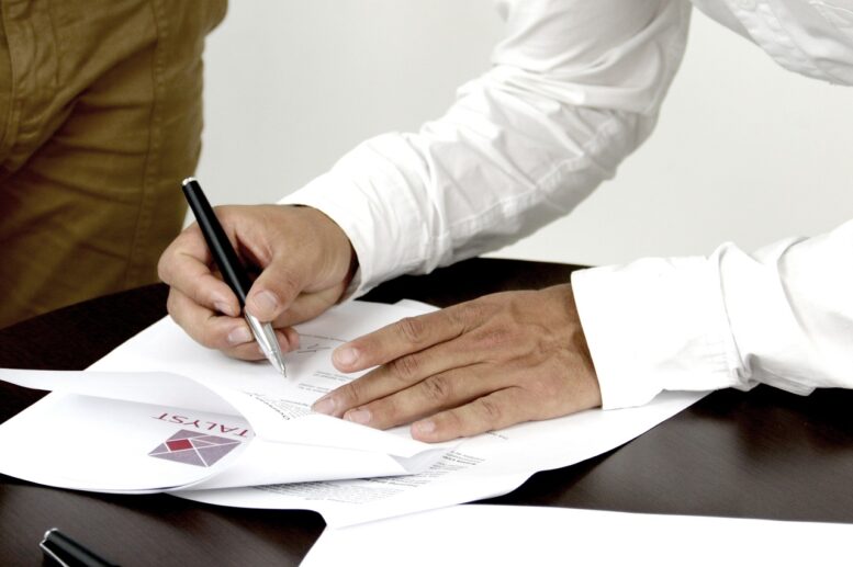 Como funciona o consórcio de empresas?