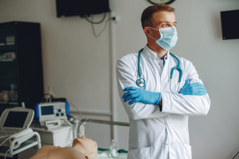 Taxa de 84% de alta médica em UTIs brasileiras destaca importância dos intensivistas nesse ambiente Taxa de 84% de alta médica em UTIs brasileiras destaca importância dos intensivistas nesse ambiente