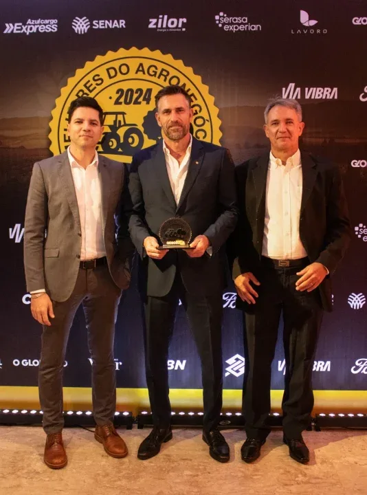 Belgo Arames é a melhor empresa de Máquinas e Equipamentos Agropecuários de 2024 Belgo Arames é a melhor empresa de Máquinas e Equipamentos Agropecuários de 2024