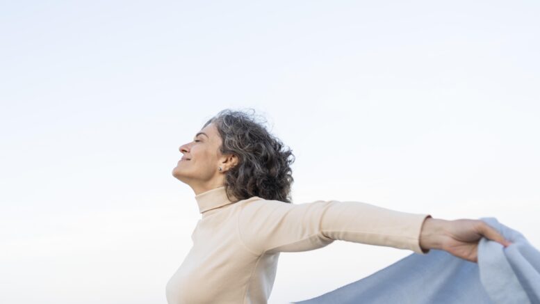 Especialista dá dicas para lidar com a menopausa e os desafios da nova fase Especialista dá dicas para lidar com a menopausa e os desafios da nova fase