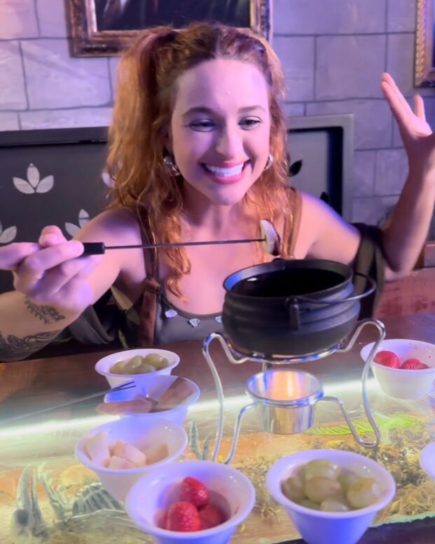 Beco Pizza & Magia lança fondue de chocolate incluso no rodízio