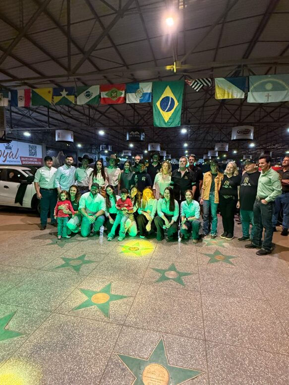 Calçada da Fama Vetnil® homenageia a melhor média do Grand Prix de 2024 e celebra o recorde mundial da modalidade 3 tambores ocorrido no Grand Prix do Haras Raphaela de 2025