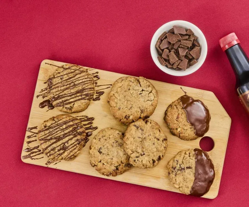 Cookie de chocolate e amêndoas com shoyu