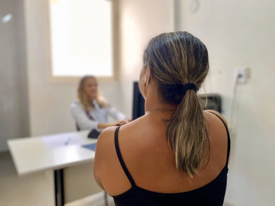 Dor lombar leva mais de 880 pacientes ao HEF no último trimestre