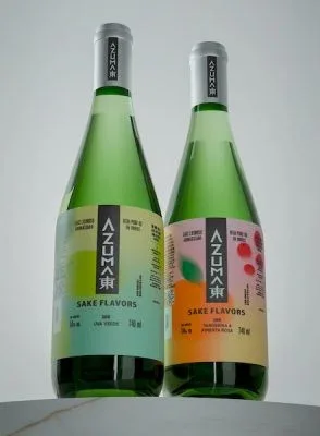 Azuma inova e lança linha de sake saborizado com uva verde e tangerina & pimenta rosa