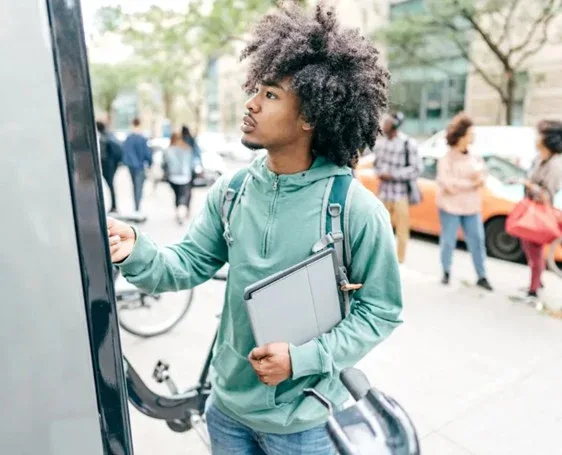 Autoatendimento impulsiona experiência do cliente com aceitação de 85%, aponta pesquisa Autoatendimento impulsiona experiência do cliente com aceitação de 85%, aponta pesquisa