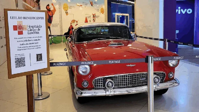 Exposto em Shopping, Thunderbird ano 56 será leiloado pelo Hospital do Câncer