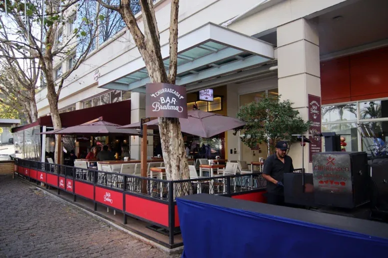 Churrascada Sertaneja do Bar Brahma Granja Viana já tem setembro confirmado