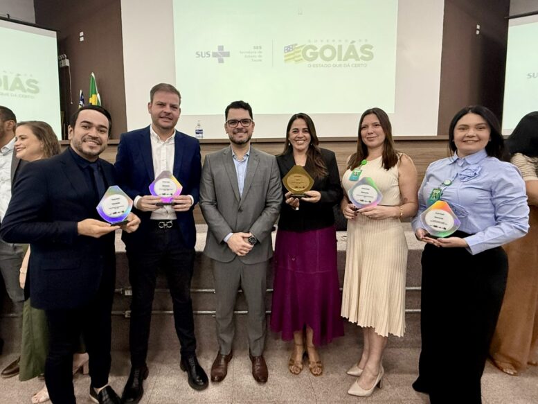 Hetrin, HEF e HCN recebem certificados de excelência das UTIs e prêmios máximos de transparência Hetrin, HEF e HCN recebem certificados de excelência das UTIs e prêmios máximos de transparência