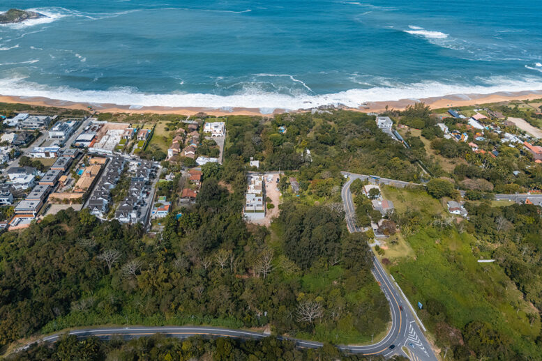A Praia de Balneário Camboriú que está virando um clube dos super ricos A Praia de Balneário Camboriú que está virando um clube dos super ricos