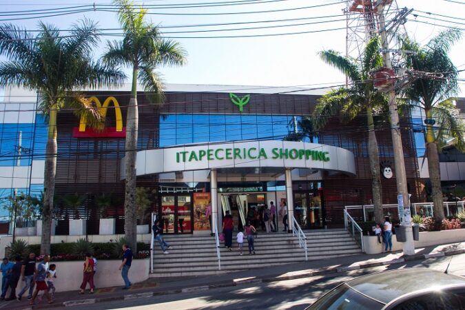 Itapecerica Shopping celebra 12 anos de histórias e conexões com a região com exposição sobre a cidade