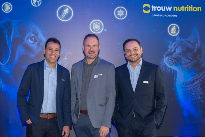 Trouw Nutrition inaugura fábrica para mercado pet