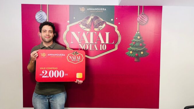 Campanha “Natal Nota 10” do Anhanguera Parque Shopping faz a alegria do primeiro cliente sorteado com vale-compra