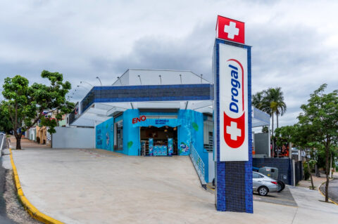 Rede Drogal traz para Campinas loja temática do Eno Ice Mint Rede Drogal traz para Campinas loja temática do Eno Ice Mint