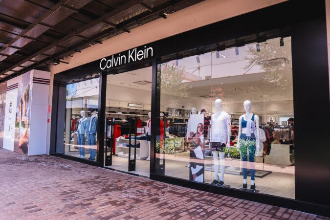 Santa Maria Outlet inaugura loja da Calvin Klein