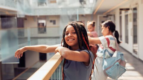 Fly Educação abre 1560 vagas gratuitas para oficinas socioculturais nas periferias de São Paulo e Pernambuco Fly Educação abre 1560 vagas gratuitas para oficinas socioculturais nas periferias de São Paulo e Pernambuco