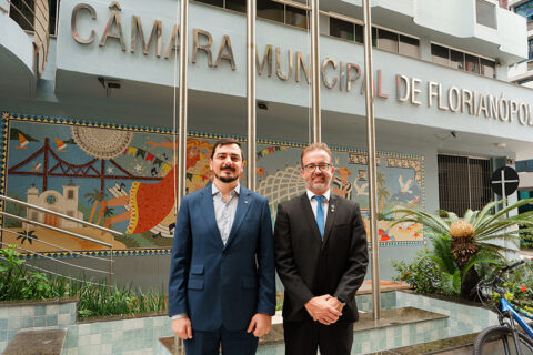 CRA-SC propõe critérios técnicos para o cargo de Secretário(a) Municipal de Administração