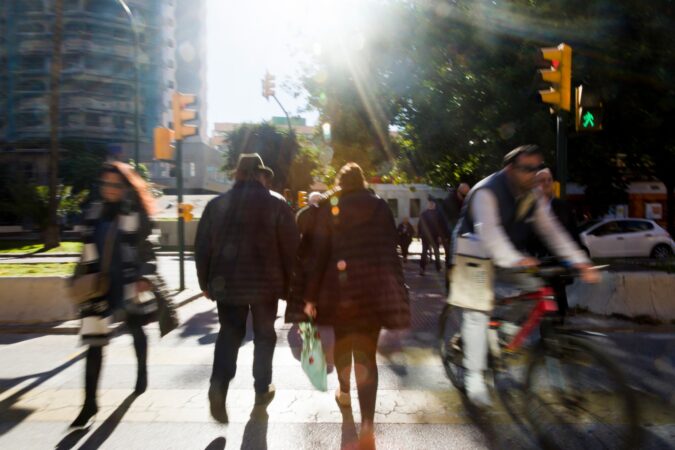 A abundância de escolhas transformou o lazer em um desafio cotidiano na vida urbana