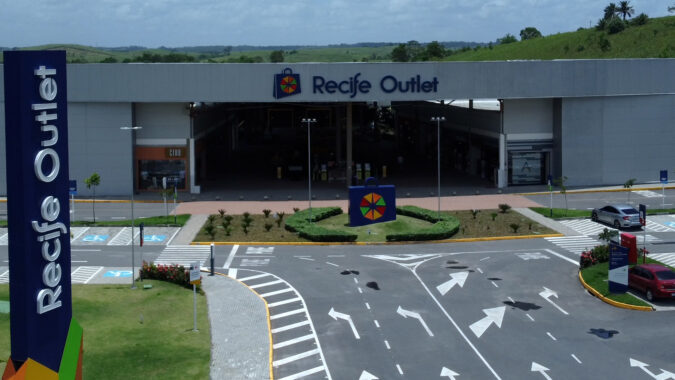 Grandes marcas com preços imperdíveis no Super Sale do Recife Outlet