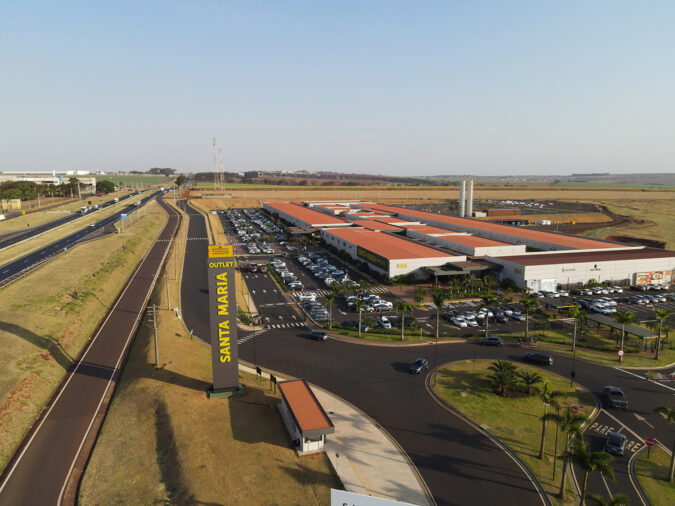 Santa Maria Outlet terá descontos em mais de 100 marcas no Dia do Consumidor