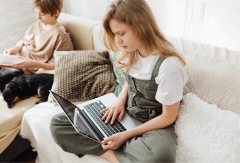 Lei Felca: o que muda na proteção de crianças e adolescentes na internet