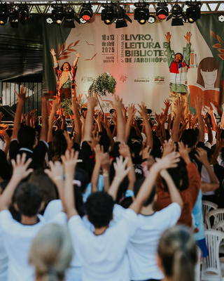 7ª Semana do Livro de Jardinópolis traz Bráulio Bessa, Peninha e Verônica Ferriani