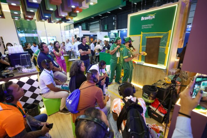 Brasilux aposta em capacitação profissional com treinamentos gratuitos na FEICON