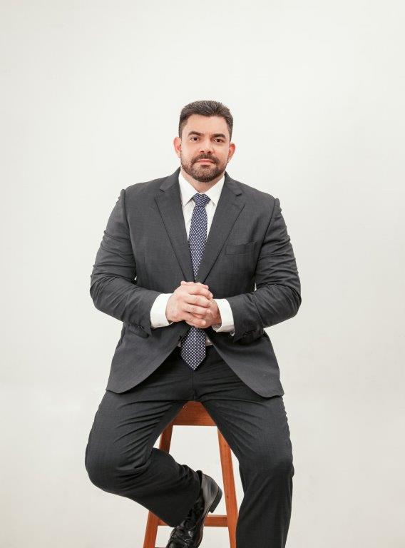 Entre o papel e a pessoa: o déficit do processo informacional médico