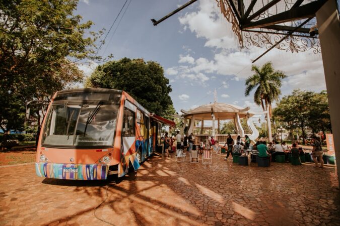 Feirinha Mirim promove dia de lazer, leitura e atividades gratuitas em Ribeirão Preto