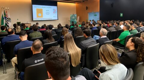 Endividamento das famílias brasileiras bate recorde e reforça importância da educação financeira Endividamento das famílias brasileiras bate recorde e reforça importância da educação financeira
