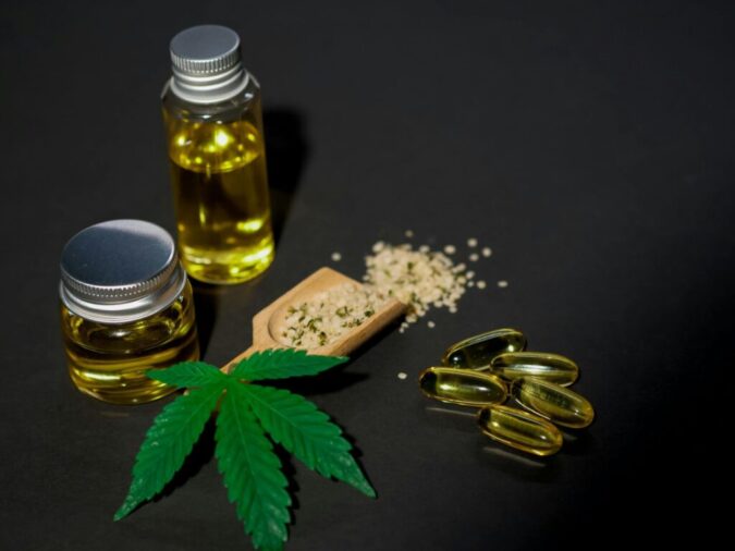 Mercado da cannabis medicinal se aproxima de R$ 1 bilhão e acelera corrida por qualidade no Brasil