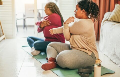 Da calistenia ao muay thai: 1,9 milhões de buscas por treinos em casa refletem o impacto das baixas temperaturas na prática de exercícios Da calistenia ao muay thai: 1,9 milhões de buscas por treinos em casa refletem o impacto das baixas temperaturas na prática de exercícios