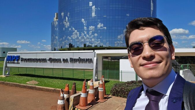 Paranaense passa em concurso para Procurador da República