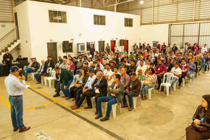 Cafeicultores buscam novas tecnologias para lavoura na Feira Matas de Minas da Cooxupé
