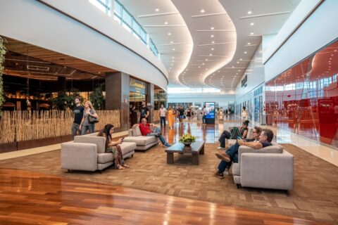 RibeirãoShopping e ShoppingSantaÚrsula promovem nova edição da Liquidação Lápis Vermelho de Inverno