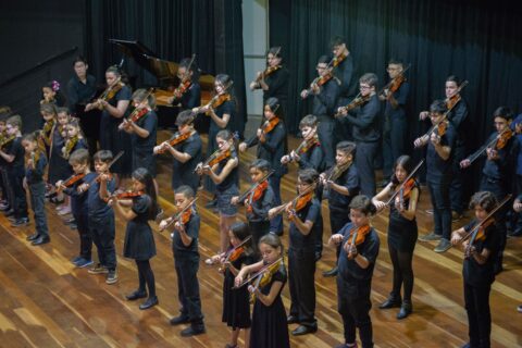 Música, teatro, cinema, histórias, sarau e slam: literatura para além dos livros movimenta a 25ª FIL Música, teatro, cinema, histórias, sarau e slam: literatura para além dos livros movimenta a 25ª FIL