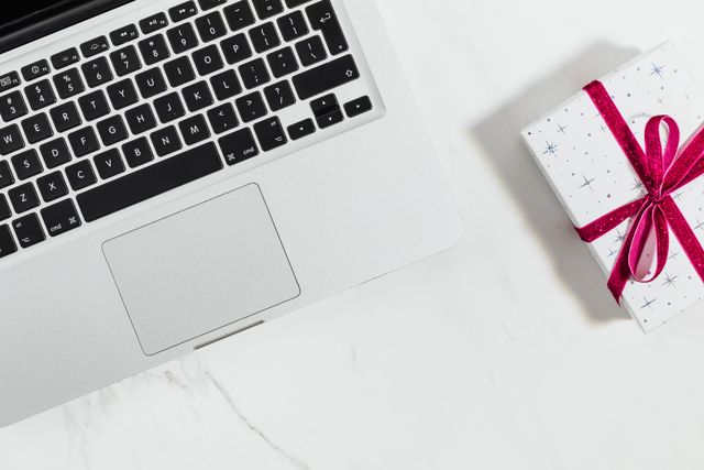 Onboarding estratégico: mercado de brindes corporativos vive recorde e movimenta US$ 27 bilhões