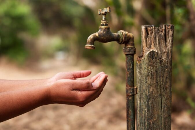 Seca avança para 52% do Brasil e pressiona indústria a transformar efluente em fonte de água