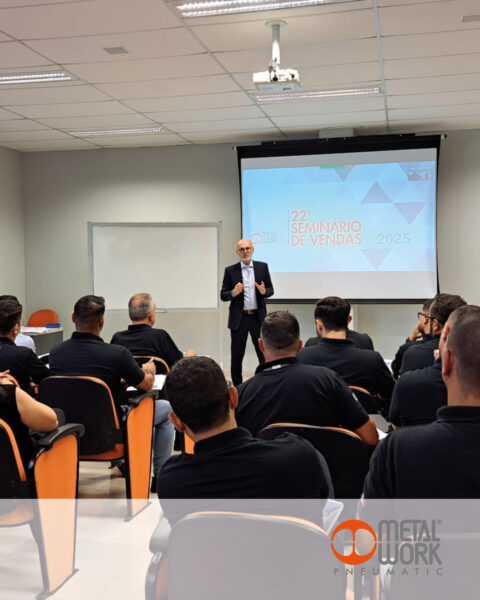 Metal Work apresenta sistema modular para acelerar a construção de células de montagem industriais