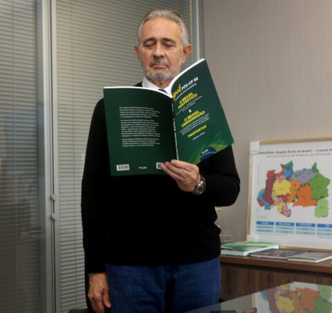 Um país atolado na lama da corrupção Um país atolado na lama da corrupção