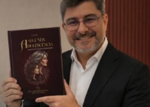 Médico londrinense lança o livro “A Segunda Adolescência” no Aurora Shopping Médico londrinense lança o livro “A Segunda Adolescência” no Aurora Shopping