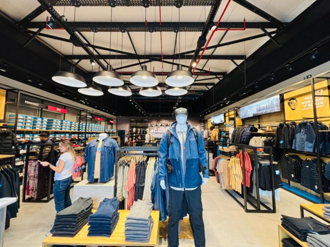 Referência em moda outdoor, Columbia Sportswear inaugura sua primeira loja em outlet em Santa Catarina no i Fashion Outlet SC
