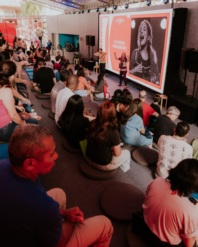 25ª FIL encerra programação com humor, reflexão e encontros entre diferentes gerações