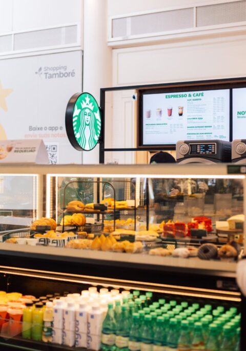 Shopping Tamboré recebe novo quiosque da Starbucks