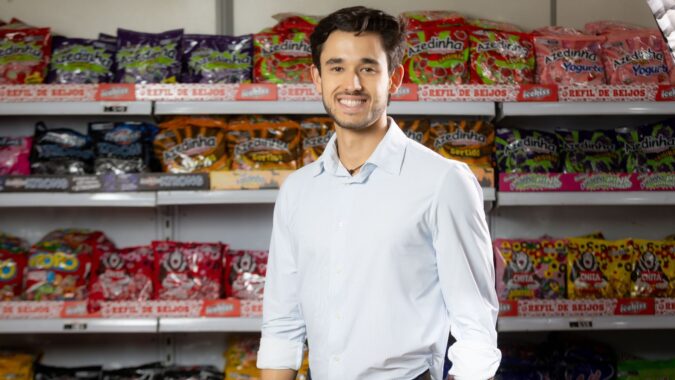 Crescimento do Halloween no Brasil impulsiona consumo de doces e movimenta indústria